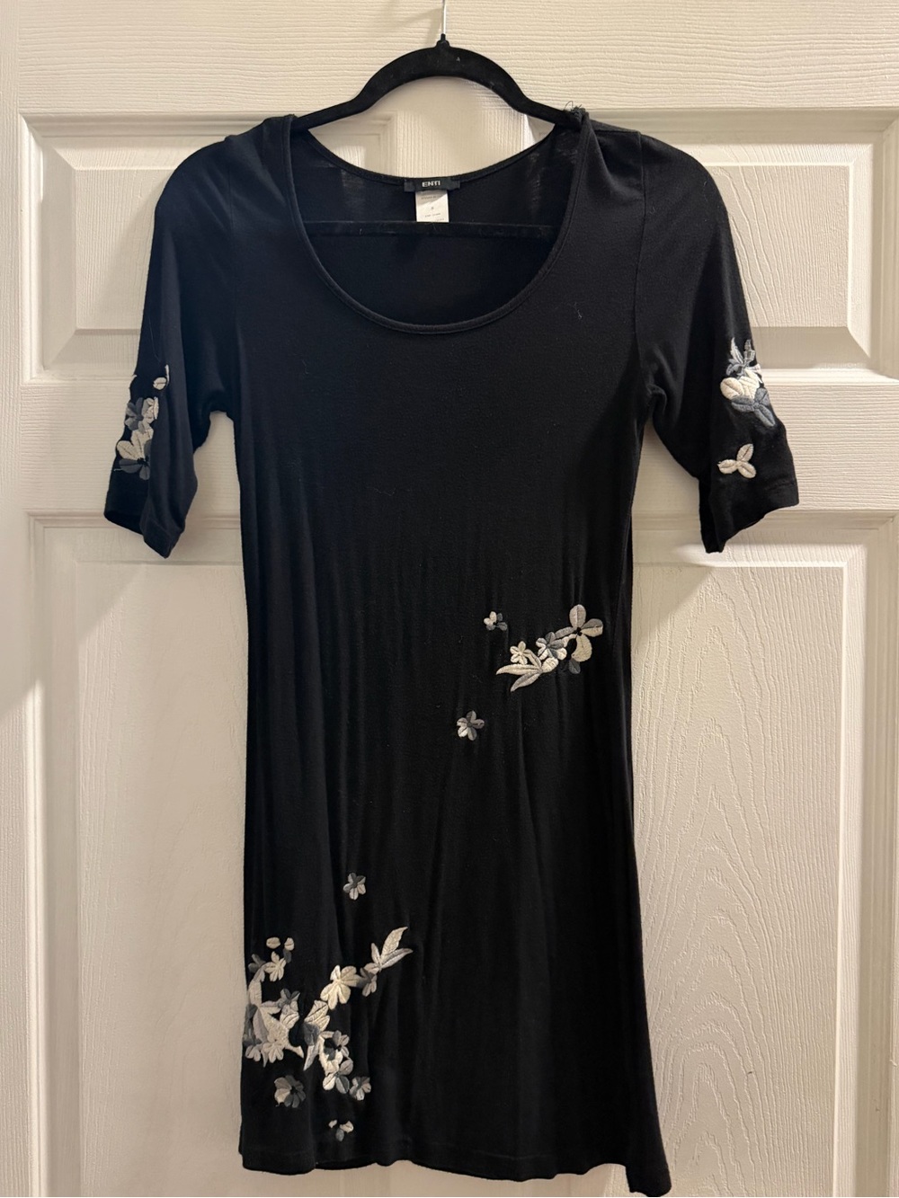 ENTI Black Scoop Neck Dress